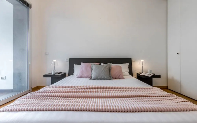 JOIVY Superb Flat For 4 W/Balcony Near Milano Centrale