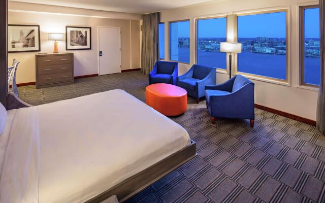 Hilton Philadelphia at Penn's Landing