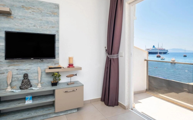 Seafront Flat With Breathtaking Sea View in Bodrum