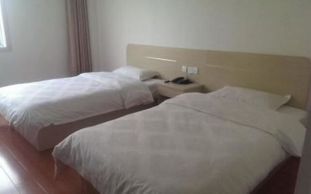 Liaocheng Dingtai Express Hotel