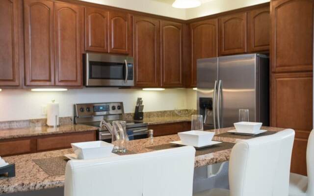 Vista Cay Jewel 3 Bedroom Condo