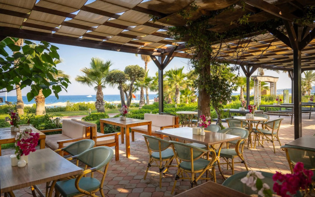 L'Oceanica Beach Resort Hotel All Inclusive
