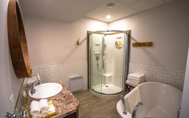 Le Bellevue Modern Lodge