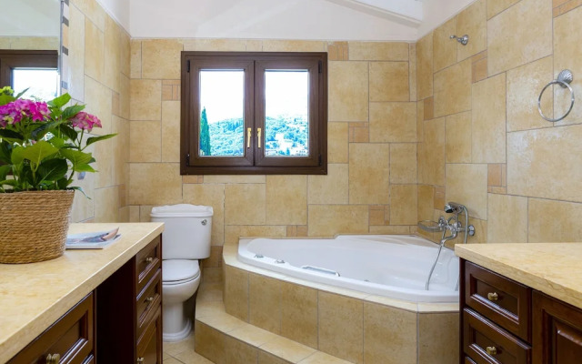 Solaris Methea Deluxe Suites
