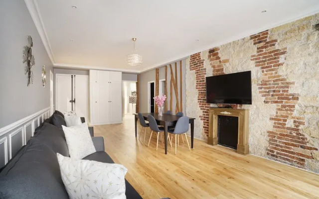 Sublime and new Apartment Center of Paris Opera