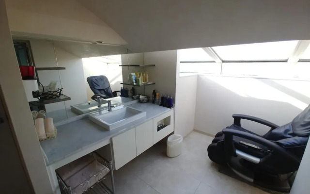 Hotel Allure (Adult Only)