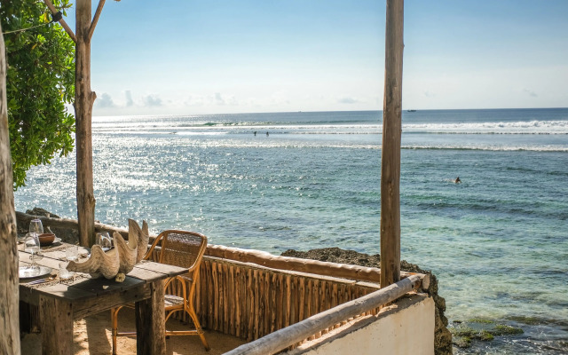 Uluwatu Surf Shack