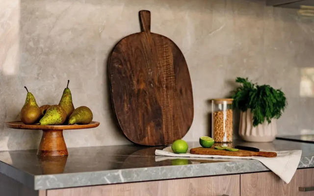 Sanders River Plaza Limassol Apartment