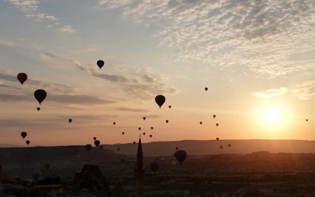 Cronos Cappadocia Cave Hotel