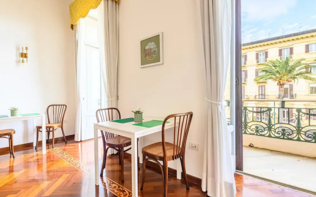 Piazza Sannazzaro 200 - Monet