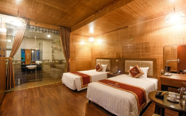 Thung Nham Hotel & Resort