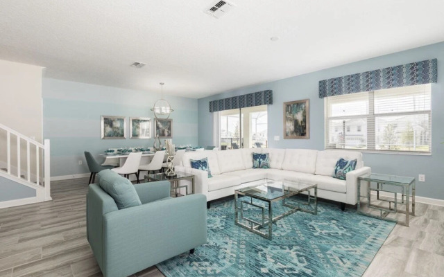 ChampionsGate 8BR Pool Home wTheater