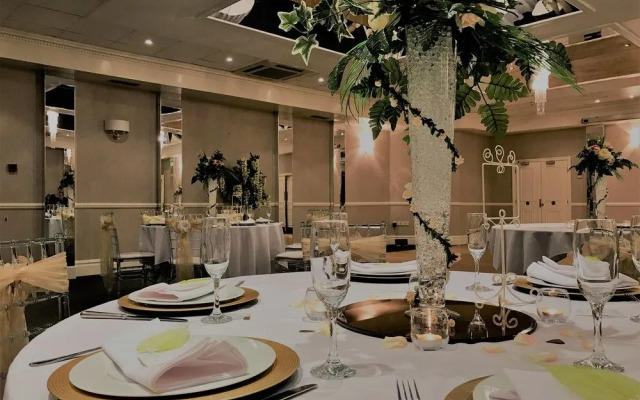 Best Western Mount Sorrel Hotel