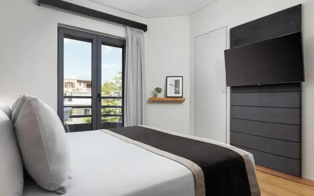 Athenian Riviera Luxurious Residence