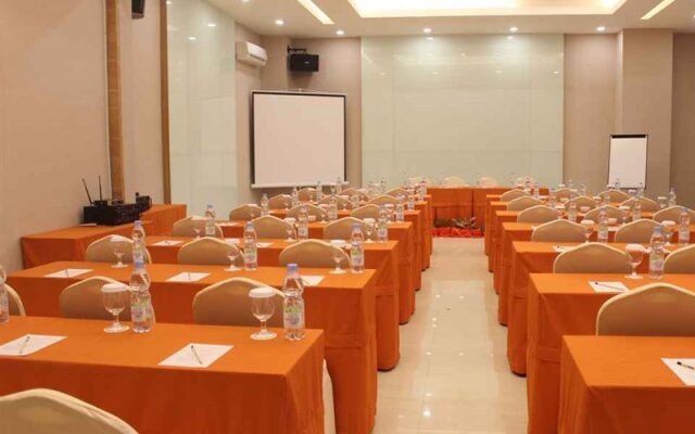 Hotel Mutiara RedPartner