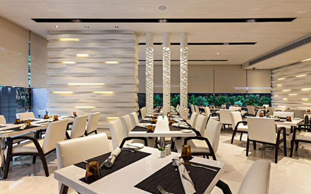 Hyatt Place Bangkok Sukhumvit 1