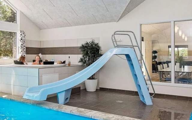 19 Person Holiday Home in Nexo