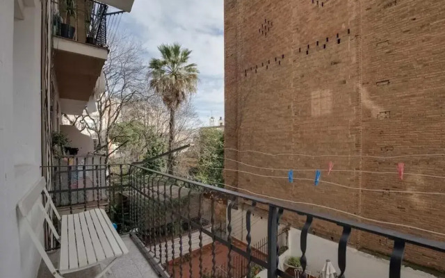 Amazing 3 Bedroom Apartment With Balcony in Lesseps