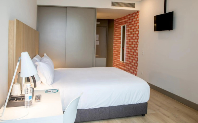 ibis Setubal