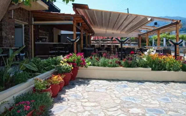 Nicolas Hotel