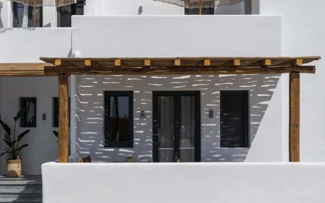 Solmar Suites