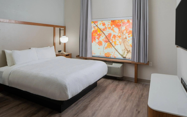 Monte Carlo Inn Vaughan Suites