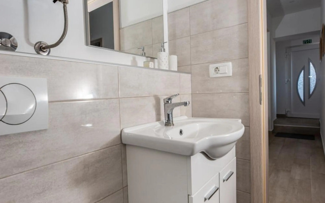 Calypso - newly equiped, with separate entrance and parking