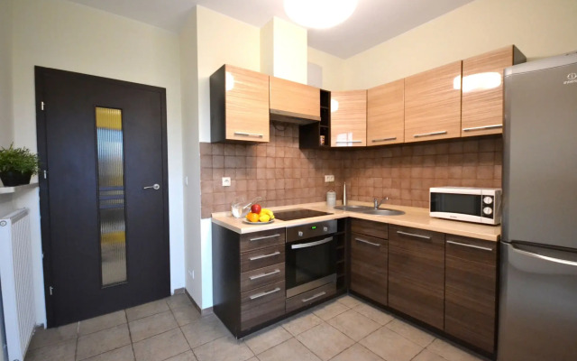 Senator Warsaw Apartments