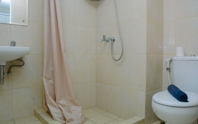 Comfy and Homey Studio at Springlake Summarecon Bekasi Apartment