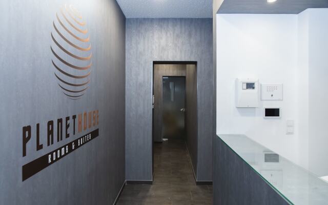Planet House