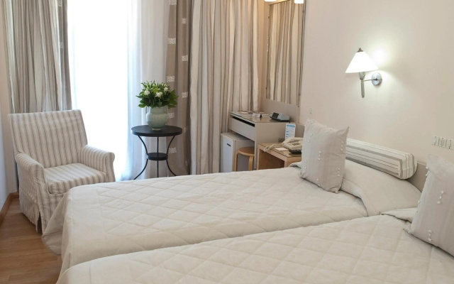 The Park Hotel Piraeus