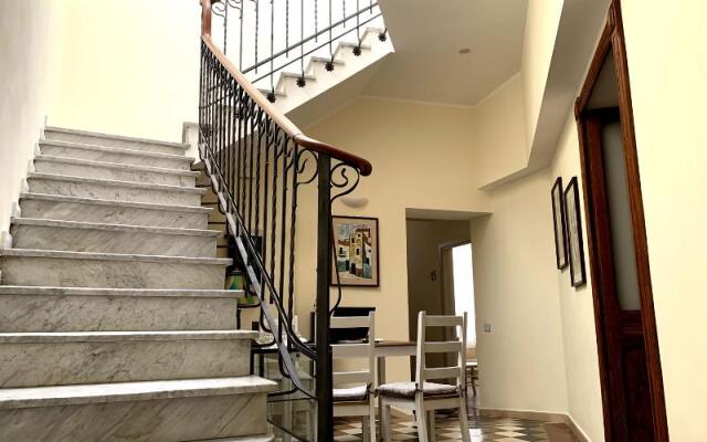 Domo Achenza Guesthouse