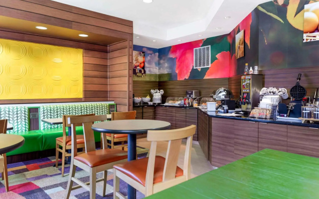Comfort Inn & Suites Green Bay Stadium Area