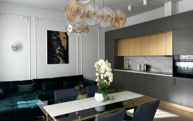 Raina apartment Gold