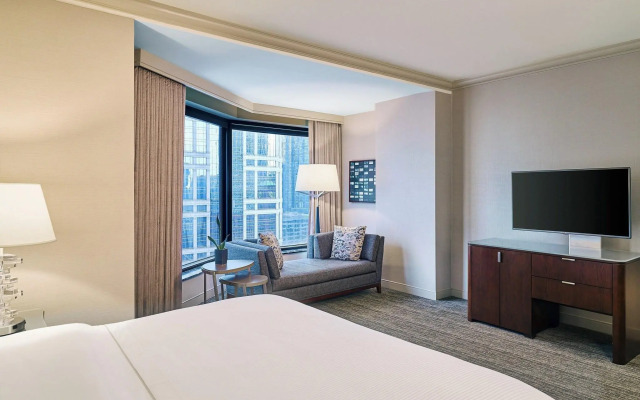 The Westin Chicago River North