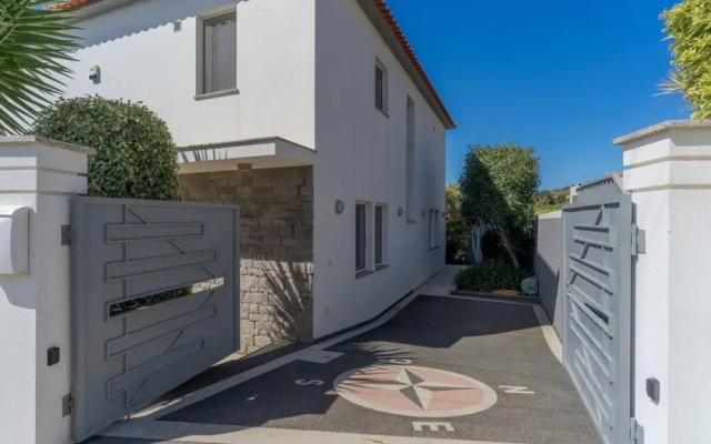 Villa Eldomar 61 in Estreito da Calheta