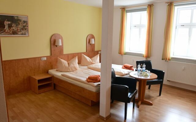 Hotel Garni Goldene Henne