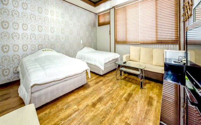 Jeju International Hotel