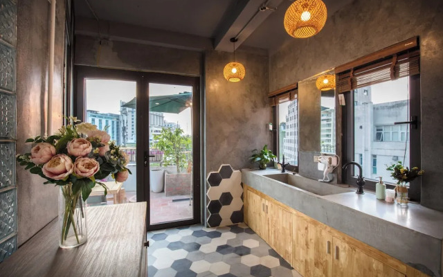 SAZIHOME Le Thanh Tong Hanoi