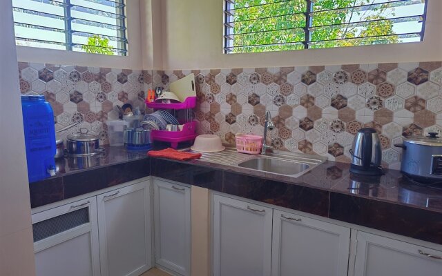 COCO'S Transient House