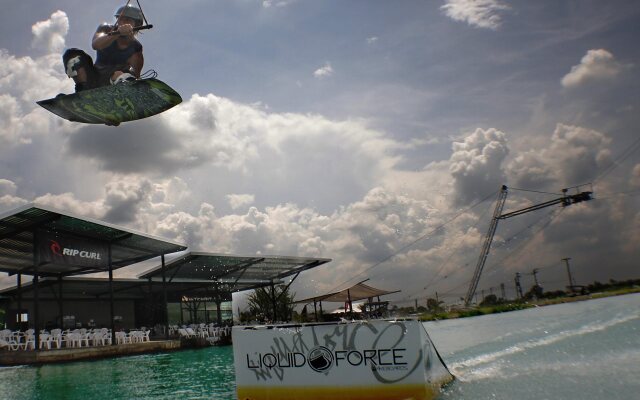 Ride n Lazy @ Thai Wake Park