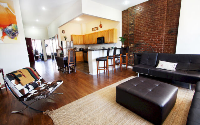 Luxury Suites Lenox Ave