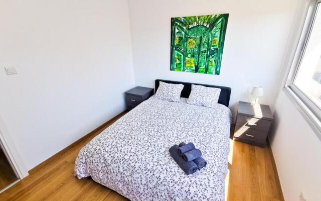 Daze Off Central Apartment