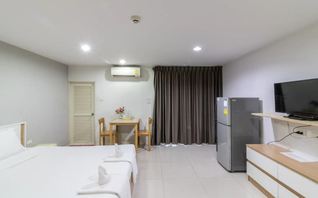 Siam Privi Hotel