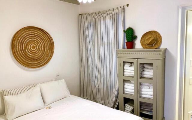 Selene Suite by LLB Mykonos - 2BDR - Sea & Sunset view