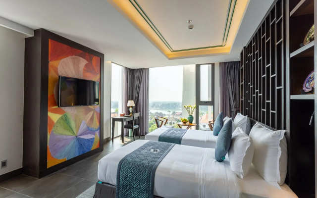 White Lotus Hue Hotel