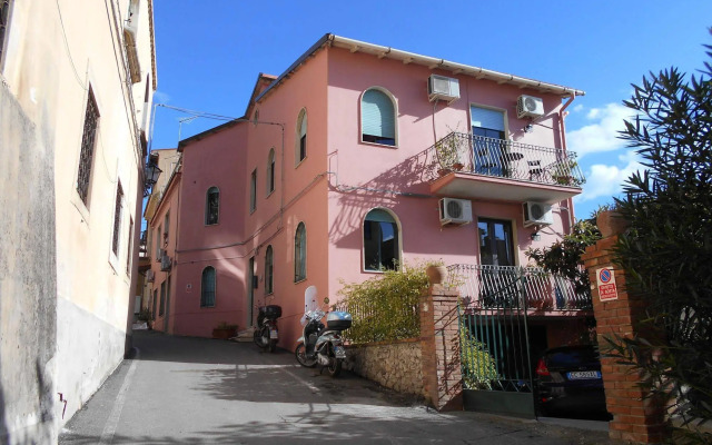 Taormina Flats