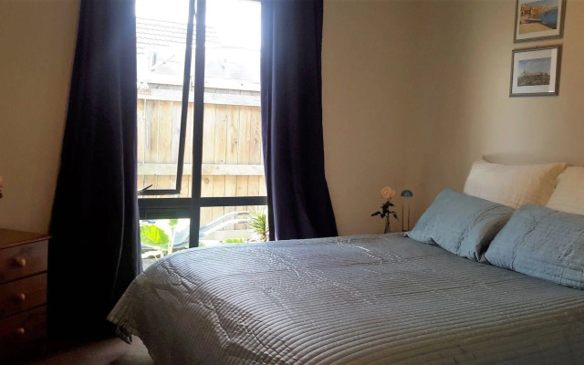 Jade Owl Bed and Breakfast