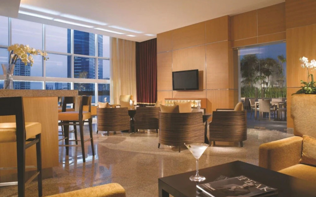 Three Bedroom Apartment, Oakwood Premier Cozmo Jakarta