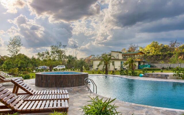 Pumpkin Hotels Corbett, Tusk N Wood